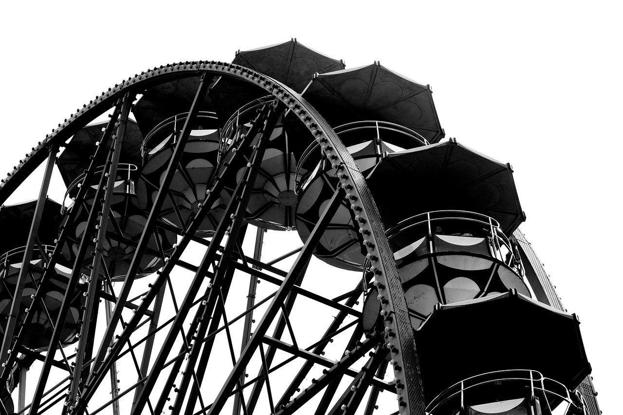 Quels parcs d’attractions en Auvergne proposent des offres spéciales septembre 2025 selon TripAdvisor ?